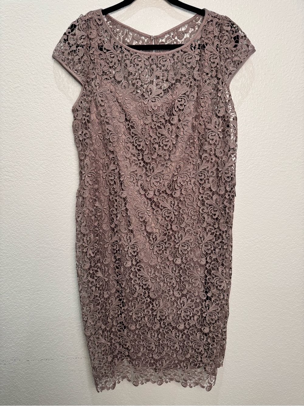Adrianna Papell 14W NWT Lace Sheath Dress Taupe Cocktail Wedding Guest